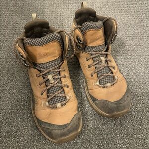 Keen Terradora II Leather Mid Hiking Boots